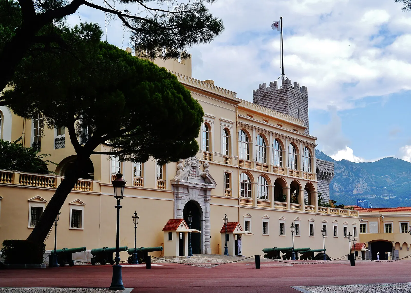Fachada del Palacio del Príncipe