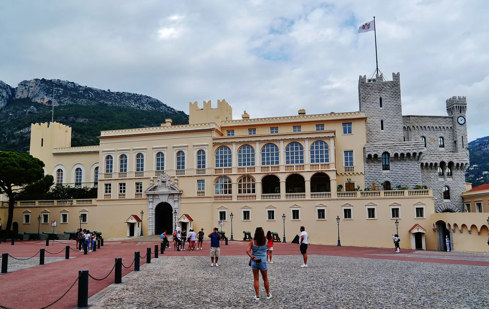 Palacio del Príncipe desde la plaza