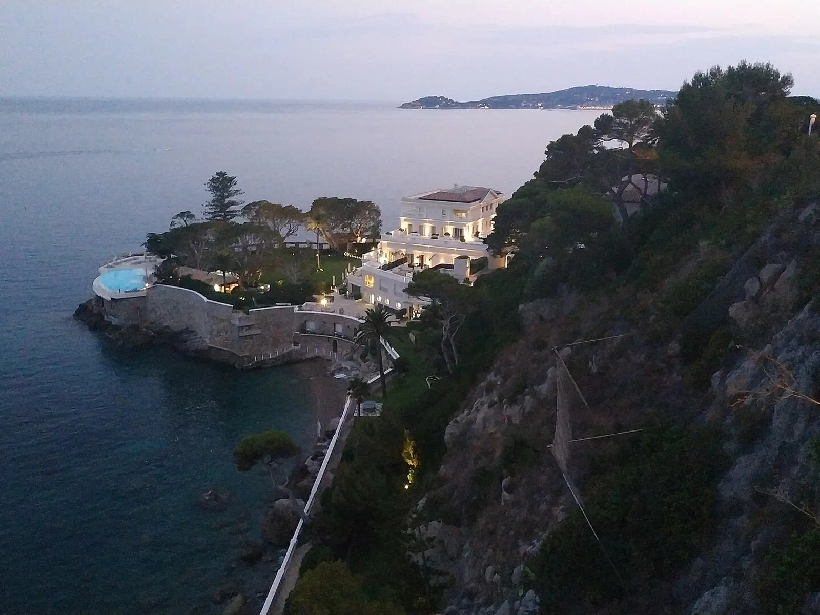 Exterior del hotel Hôtel Cap Estel