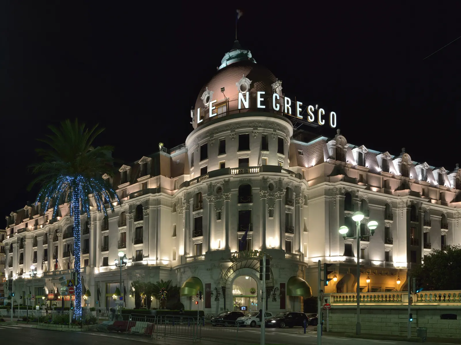 Внешний вид отеля Le Negresco