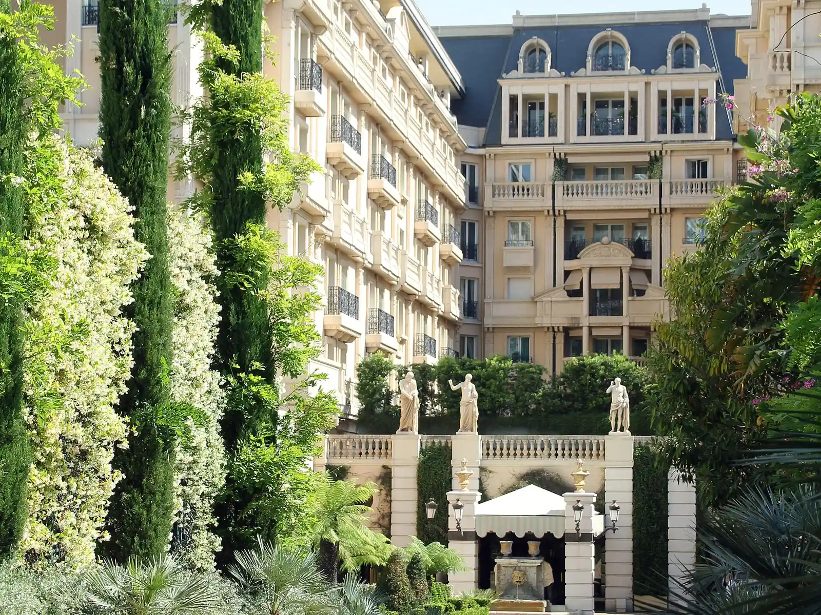 Внешний вид отеля Hôtel Métropole Monte-Carlo